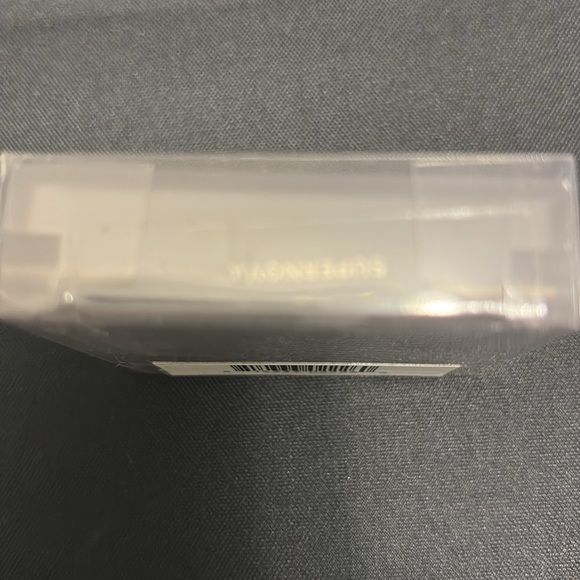 Milk MAKEUP- Holographic Highlighting Powder NEW unopened - Picture 4 of 8